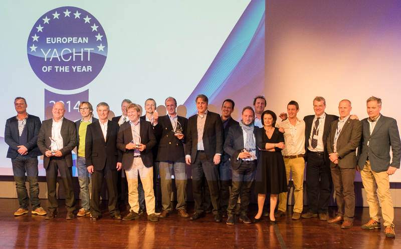 Die Sieger der European Yacht of the Year Awards 2014 und die Juroren  bei der Flagship-Night 